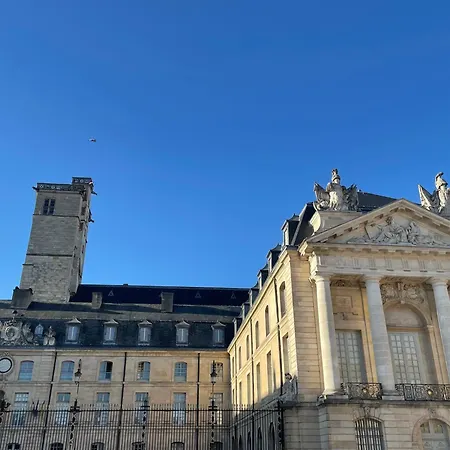 Les Vues De Lily - *