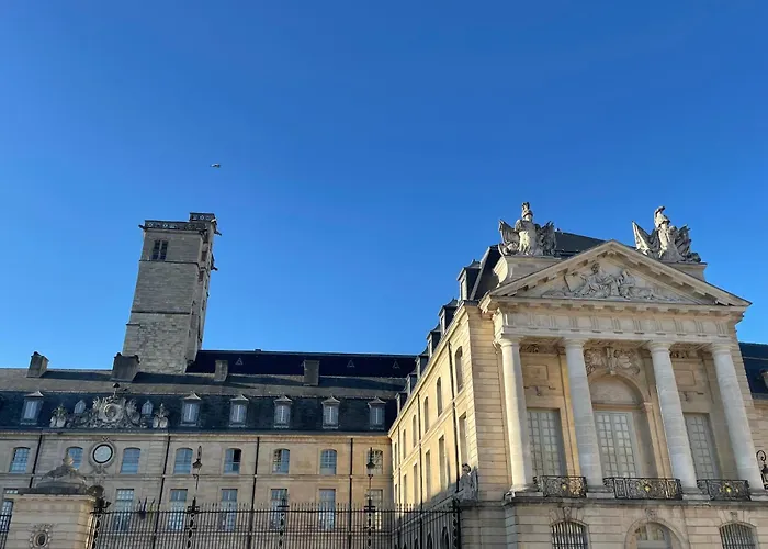 Les Vues De Lily - *